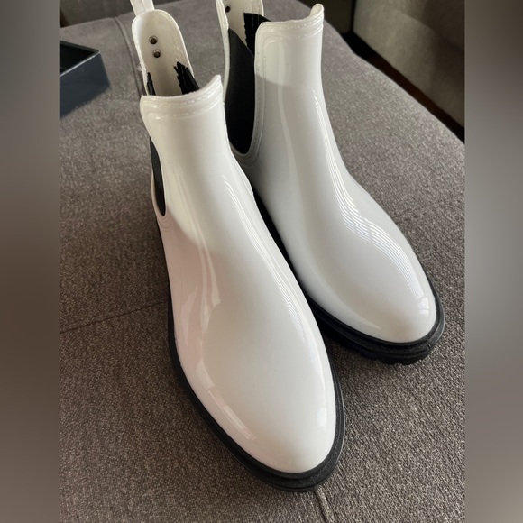 SAM EDELMAN CIRCUS WHITE RAIN BOOTS/CHESNEY, WHITE (NEW) - Picture 2 of 7